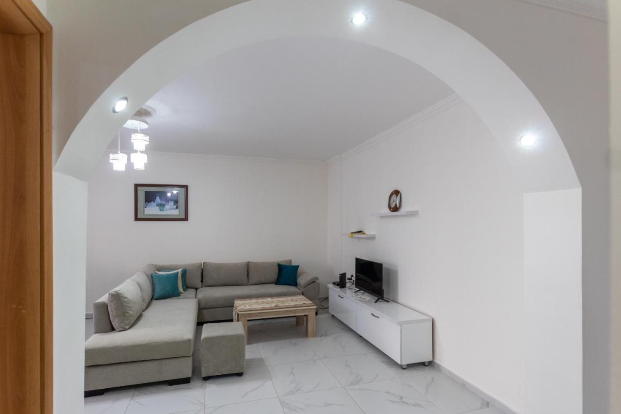 Comfortable Apartment Next To The Beach Durrës 外观 照片